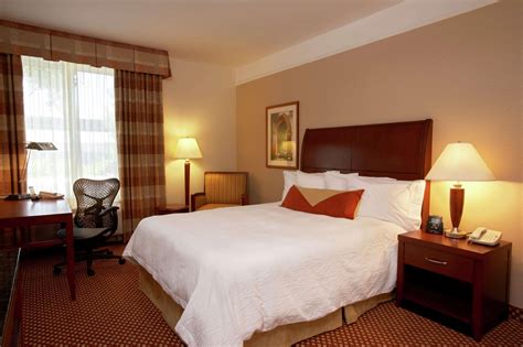 Hilton Garden Inn Toronto Airport Hotel (Mississauga (ON)) - Deals ...