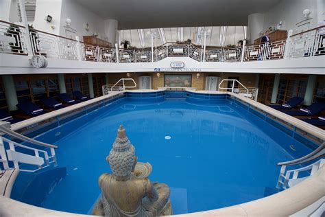 caribbean princess pool – Emma Cruises