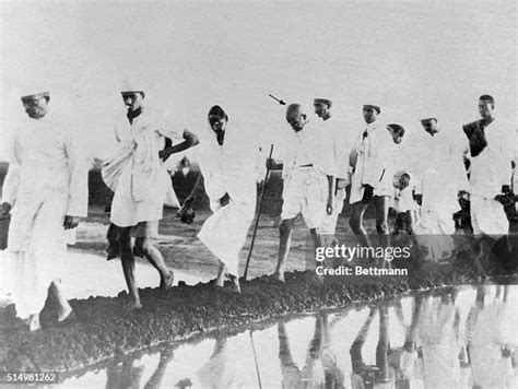 164 Mahatma Gandhi Salt March Stock Photos, High-Res Pictures, and ...