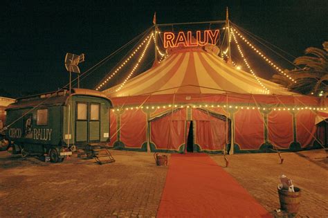 Circus aesthetic, Circus tent, Vintage circus