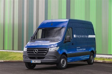 Electrified and connected Mercedes Sprinter to land in 2019