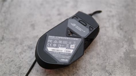 Review: ASUS ROG Chakram Core Gaming Mouse