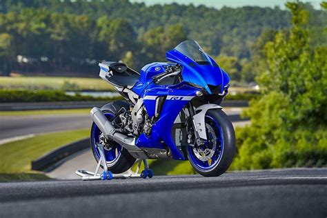 Discontinued Yamaha YZF-R1 Features & Specs | Zigwheels