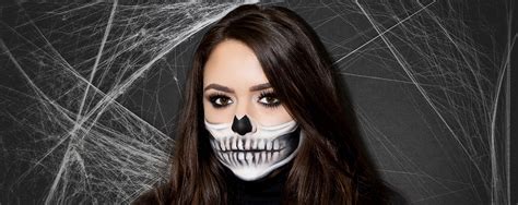 Easy Skeleton Makeup Tutorial: Perfect Half Skull How-To | Glamour