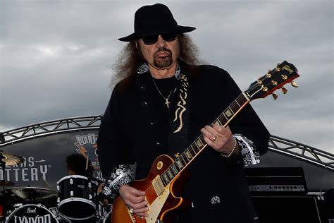 Gary Rossington Calls Current Lynyrd Skynyrd a ‘Tribute Band’ | DRGNews