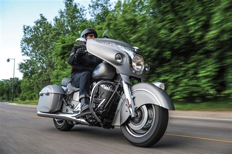 2016 Indian Chieftain Review - LatestMotorcycles.com