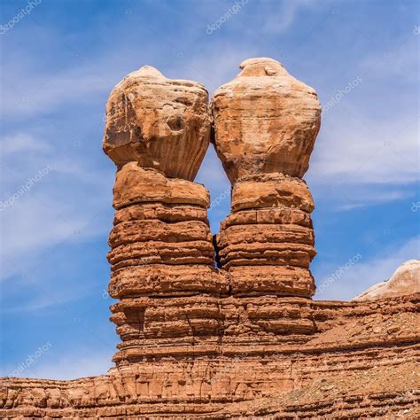 hoodoo rock formations at utah national park mountains — Stock Photo ...