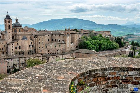 #Urbino #destinazionemarche #visititaly Urbino, Visit Italy, Padova ...