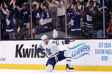 Maple Leafs vs. Ducks observations: Matthews gets his 30th goal, Jones ...