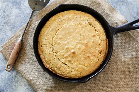 Perfectly Moist Cast-Iron Skillet Cornbread - Jess Pryles