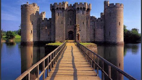 Bodiam Castle, East Sussex England. : r/castles