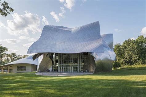 ARCHITECTURE HONOR ROLL! The Richard B. Fisher Center Performing Arts ...