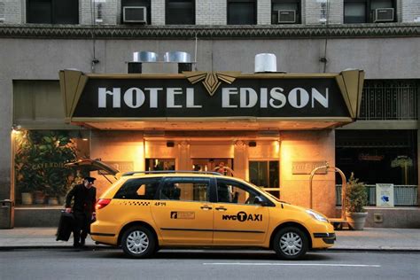 Hotel Edison New York at HRS with free services