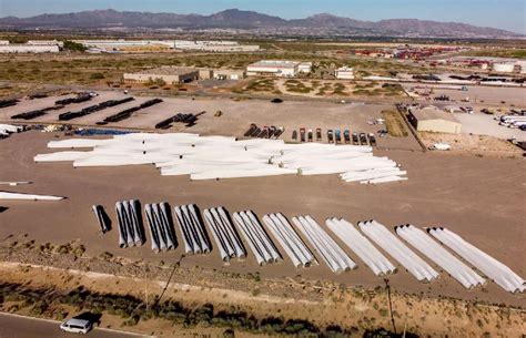 Graveyard of Massive Wind Turbine Blades Have Taken Over Texas Town, Making