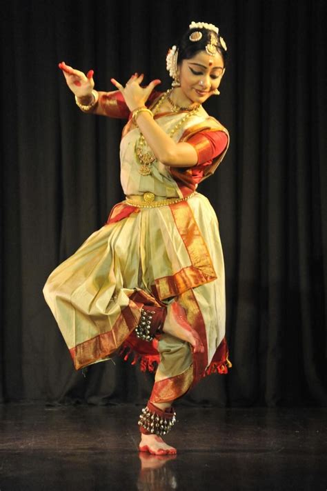 Bharatanatyam Poses Images