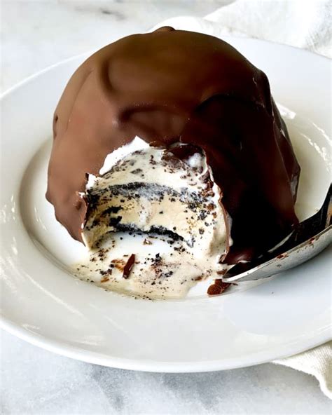 Chocolate-Vanilla Tartufo Is the Dessert Dreams Are Made Of | Recipe ...