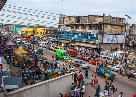 Kumasi - the largest market in West Africa and a winning football match