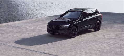 Volvo XC60 Black Edition: donker, donkerder, donkerst - AutoScout24