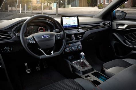 Ford Focus EcoBoost Hybrid makes debut - carsales.com.au