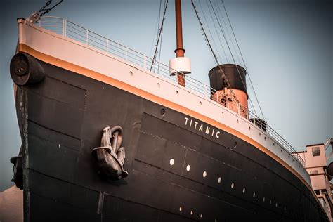 The unique themed architecture of the Titanic Museum in Pigeon Forge ...