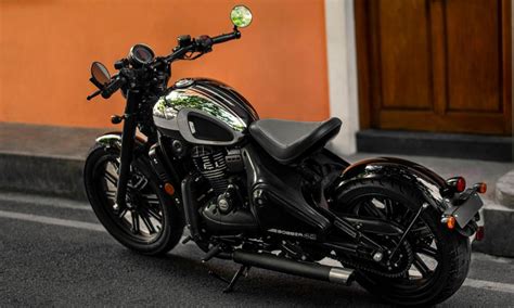 2023 Jawa 42 Bobber Black Mirror launched at Rs 2.25 lakh - Bike News ...