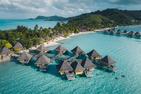 The 5 Best (and Cheapest) Overwater Bungalows in Bora Bora - Be My ...