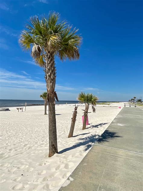 11 Best Things To Do In Gulfport, Mississippi For A Beach Getaway ...