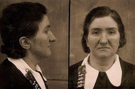 6 Creepy Mugshots Of Serial Killers From History