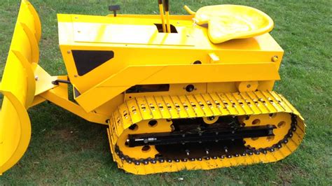 Struck mini dozer md-50 walk around - YouTube