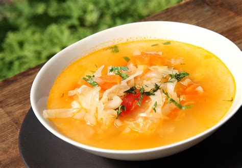 Traditional Russian Cabbage Soup (Shchi) Recipe