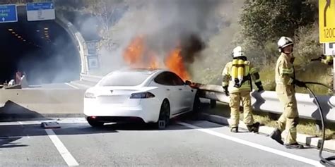 This Is Why Electric Vehicles Can Catch Fire