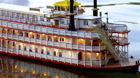 Creole Queen Raddampfer Paddlewheeler - YouTube