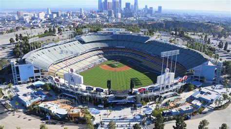 Dodgers Stadium Concerts 2024 - Elsie Idaline