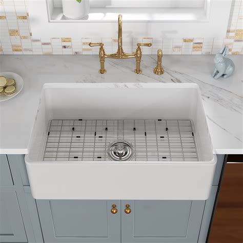 HOROW Hadley 30" L x 18" W Fireclay Farmhouse Kitchen Sink with Sink ...