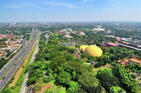 Pondok Gede, East Jakarta, Indonesia by Teeje