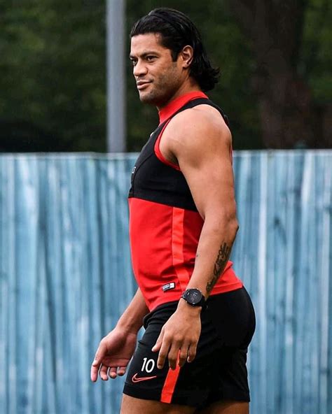 Remember Hulk The Brazilian Footballer? - See His Recent Looks After ...