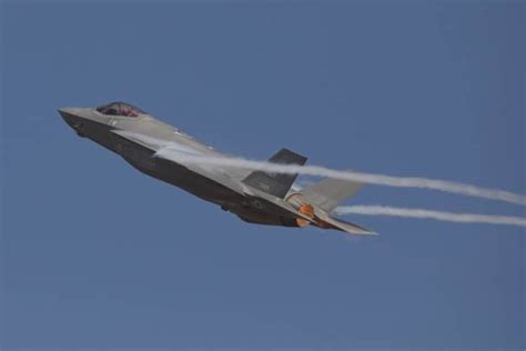 F-35 vs MiG-29: Data Comparison