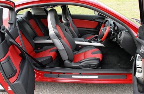 Mazda RX8 Review – Interior, Exterior, Specs and Typical Problems