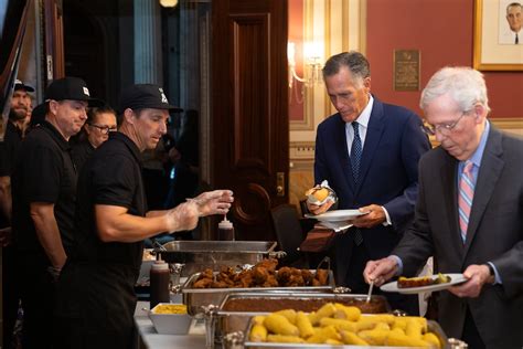 Mitt Romney treats Republican colleagues to J. Dawgs, other Utah favorites