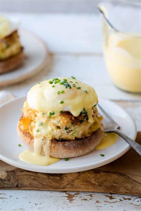 Alaska Dungeness Crab Cake Benedict | Kitchen Confidante®