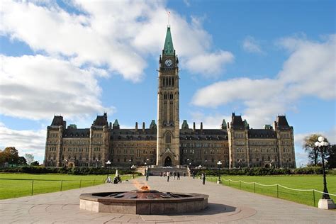 Ottawa Attractions - Ottawa has something for everyone!