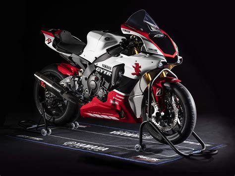 The Yamaha YZF-R1 GYTR Superbike Celebrates 20 Years of the R1, So Only ...