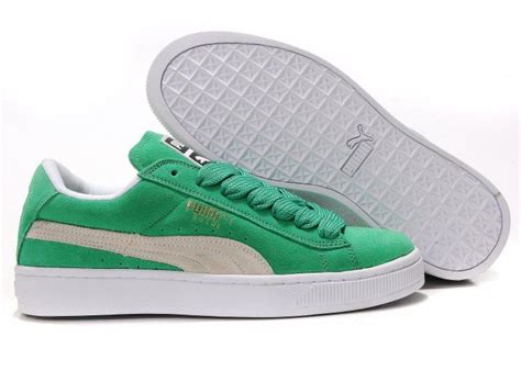 I have a thing for Kelly Green Shoes. Puma Suede Green, Puma Suede ...