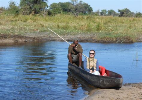 Mokoro safari in the Okavango Delta (Botswana)