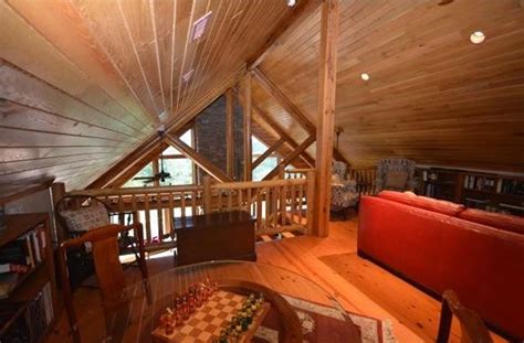 Log Cabin Loft Bedroom Ideas | www.cintronbeveragegroup.com