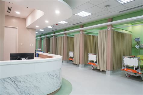 DLSMC Opens New Emergency Room - De Los Santos Medical Center