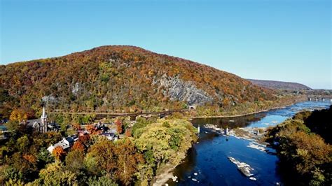 Harpers Ferry Fall Foliage Stock Photo - Download Image Now - Autumn ...