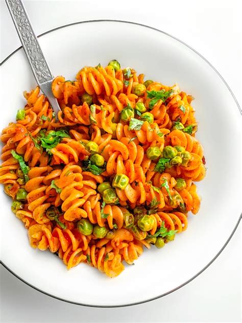 Masala Pasta Recipe (Vegetarian Tomato Indian Pasta)