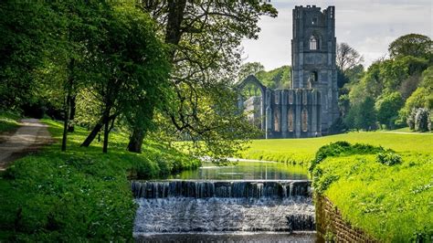 Visiting Fountains Abbey and Studley Royal in England - Two Traveling ...