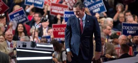 Cruz's soaring speech ends amid boos for not endorsing Trump